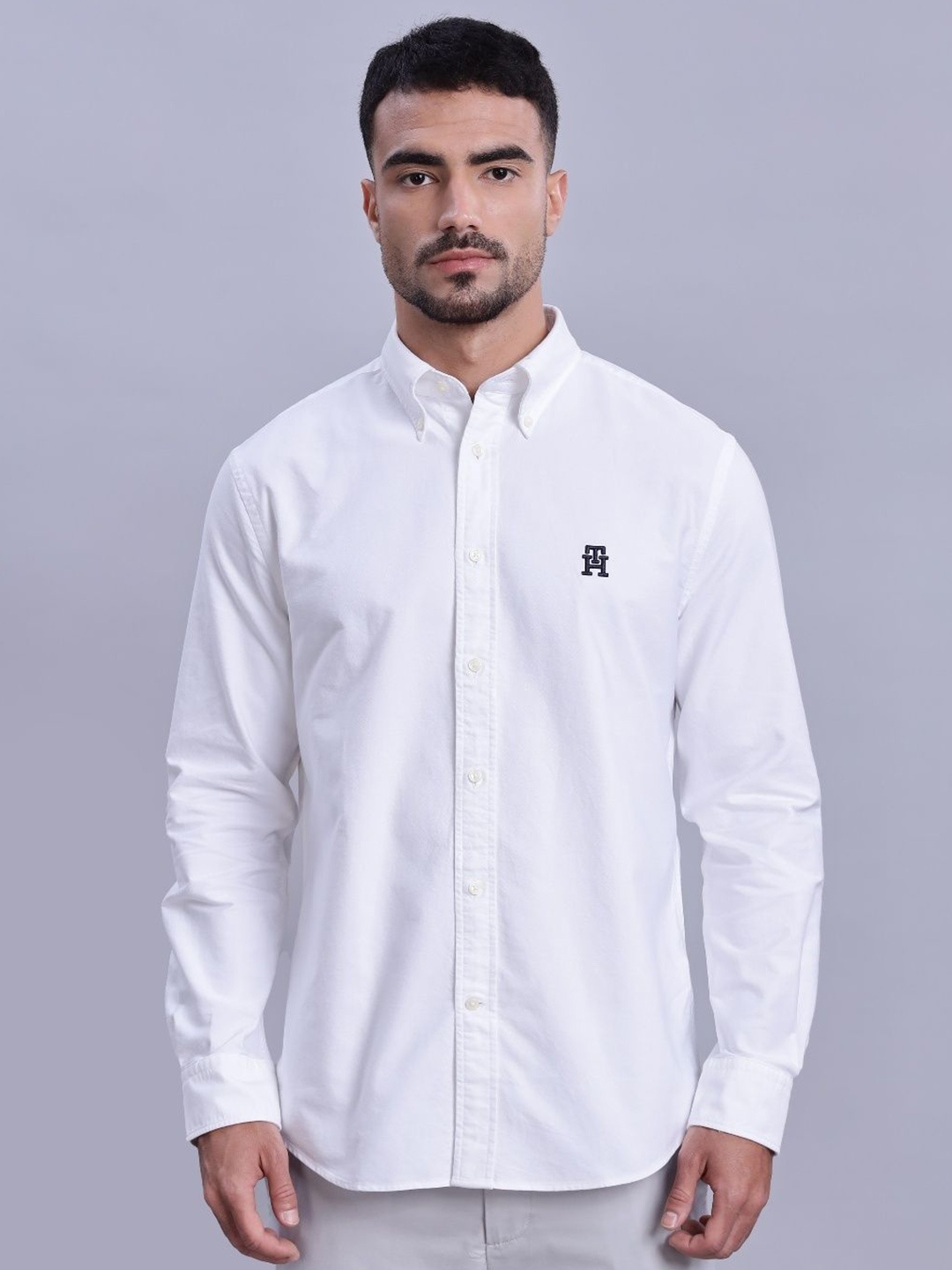 

Tommy Hilfiger Men Regular Fit Button-Down Collar Solid Cotton Casual Shirt, White