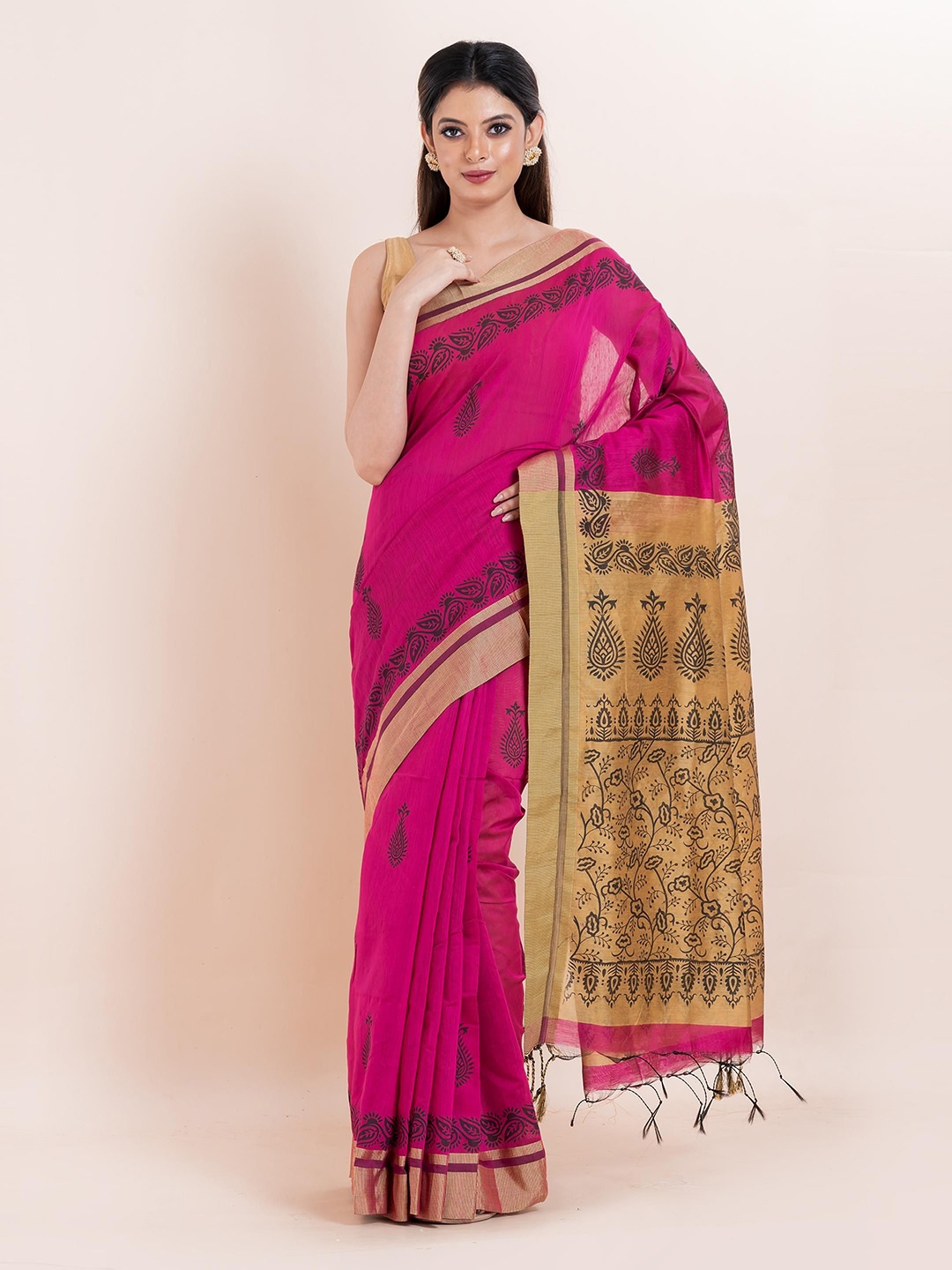 

PUKU Ethnic Motifs Woven Design Handloom Saree With Unstitched Blouse Piece, Magenta