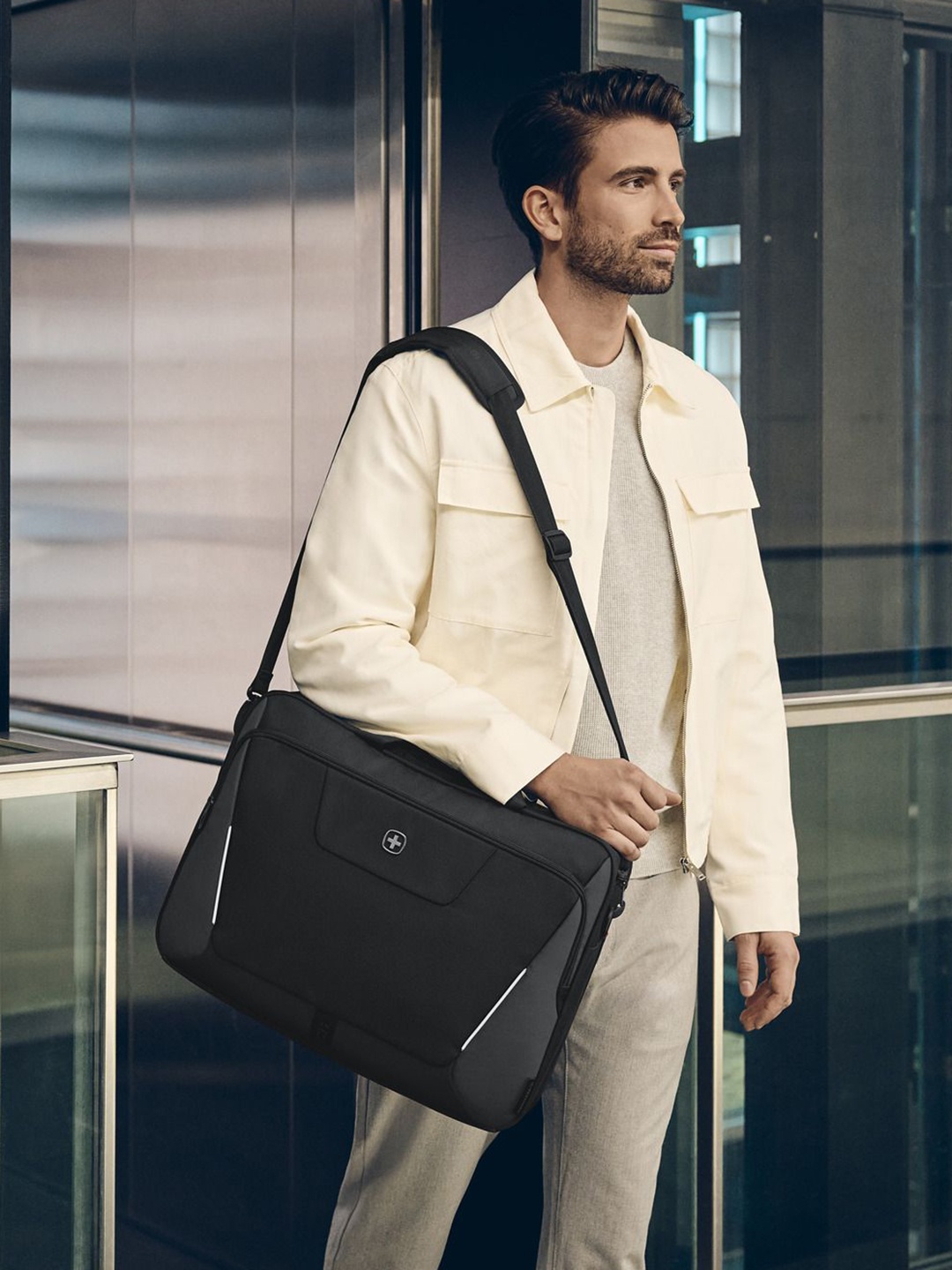 

Wenger Unisex XE XE 17 Laptop Brief, Black