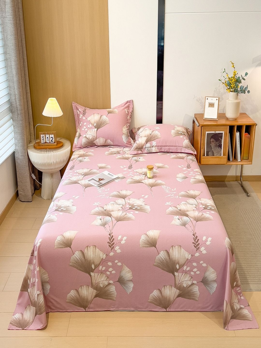 

JC HOME Pink & Beige Floral 140 TC Single Bedsheet Set 1.60m x 2.30m