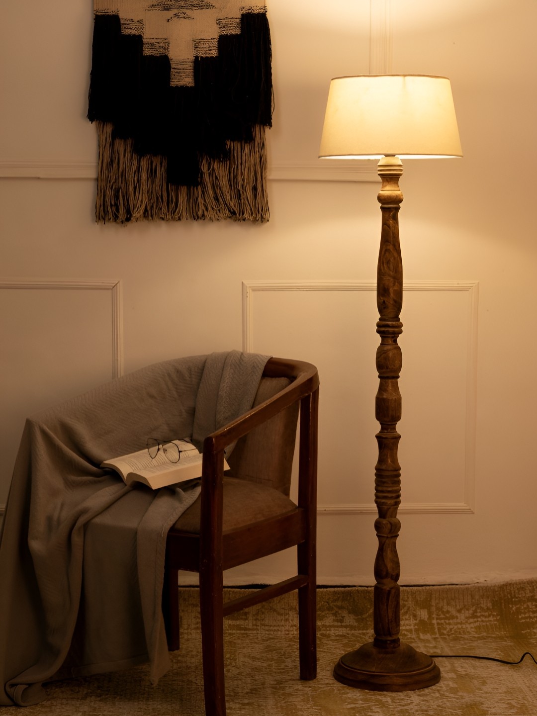 

green girgit Off White & Brown Frustum Wooden Taper Floor Lamp