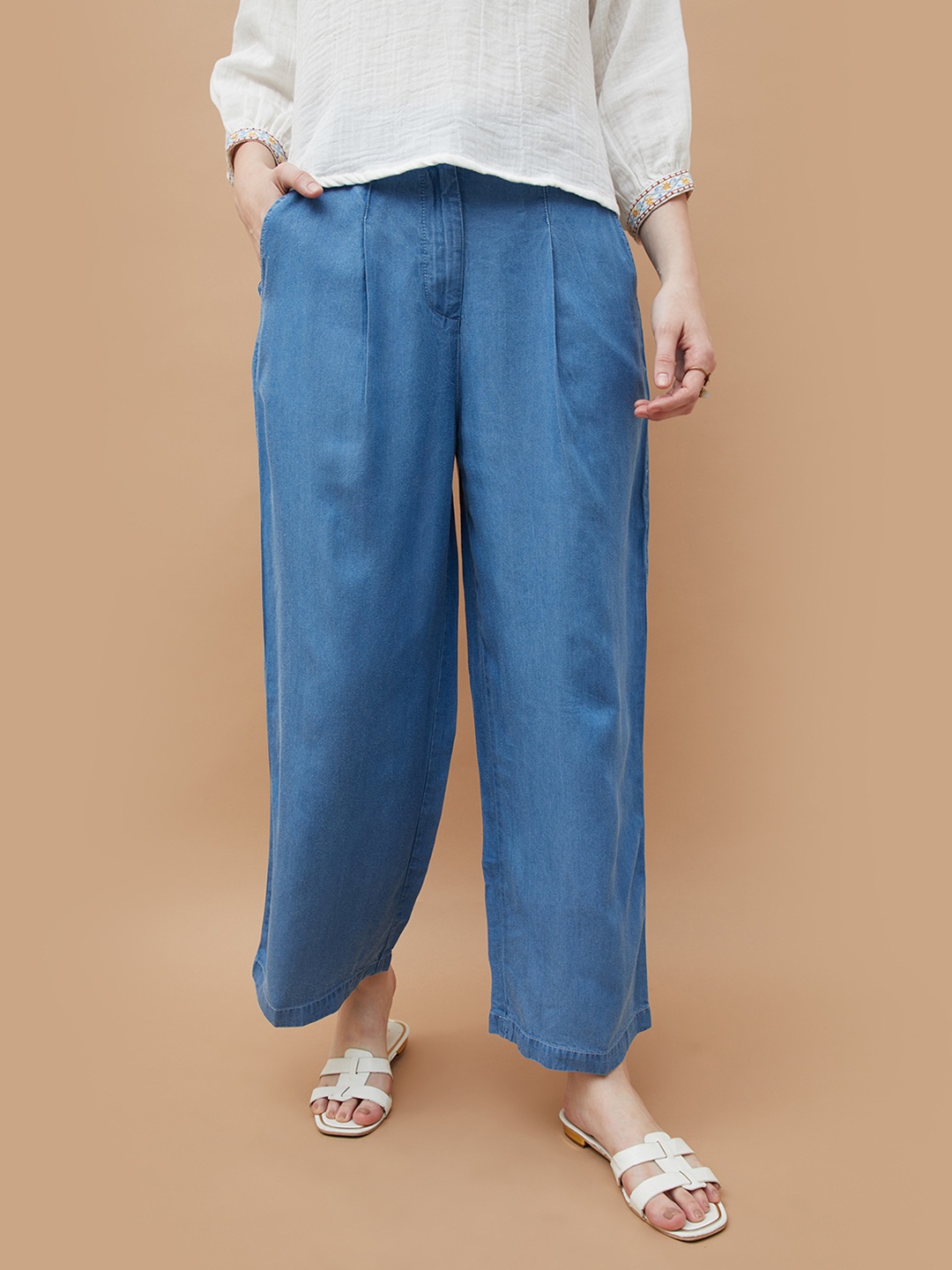 

Colour Me by Melange Women Trousers, Blue