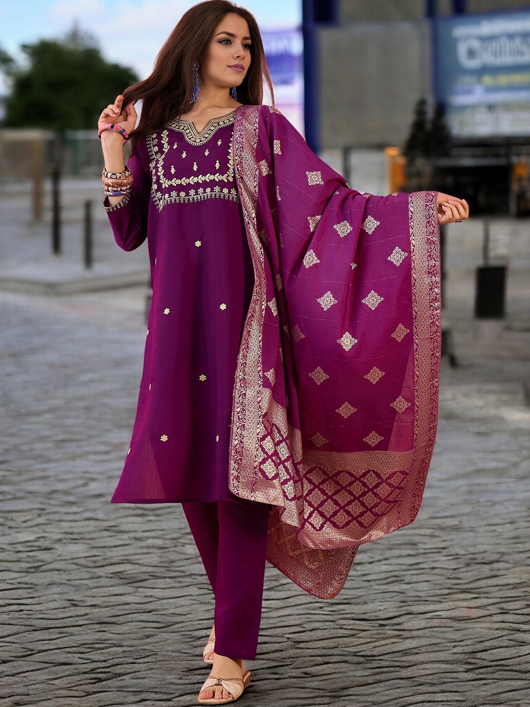 

KALINI Ethnic Motifs Embroidered Sequinned Notch Neck Kurta With Trousers And Dupatta, Purple