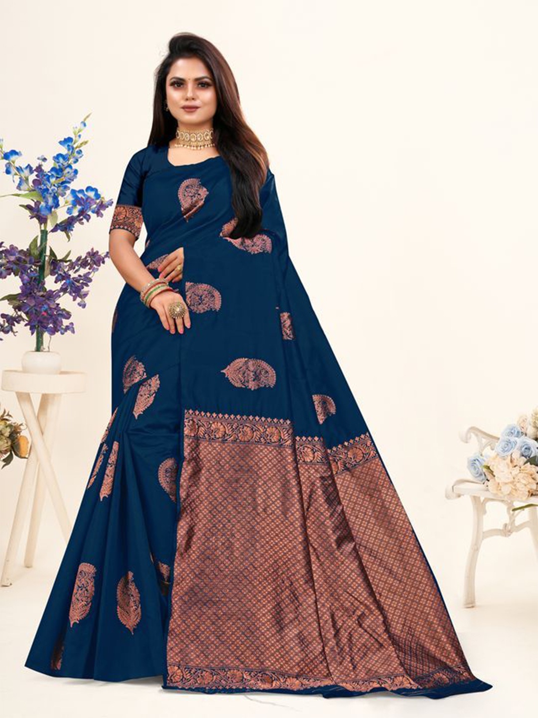 

Exclusiva Woven Design Zari Banarasi Saree, Blue