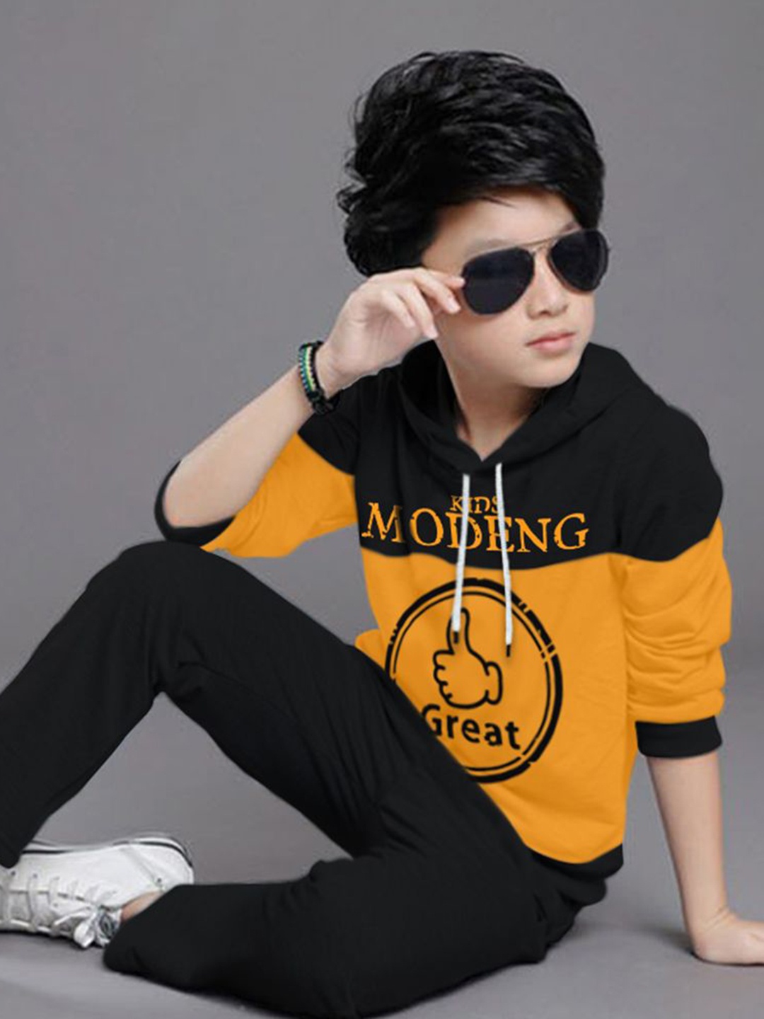 

MYEONN Boys Typography Printed Hooded T-shirt, Yellow