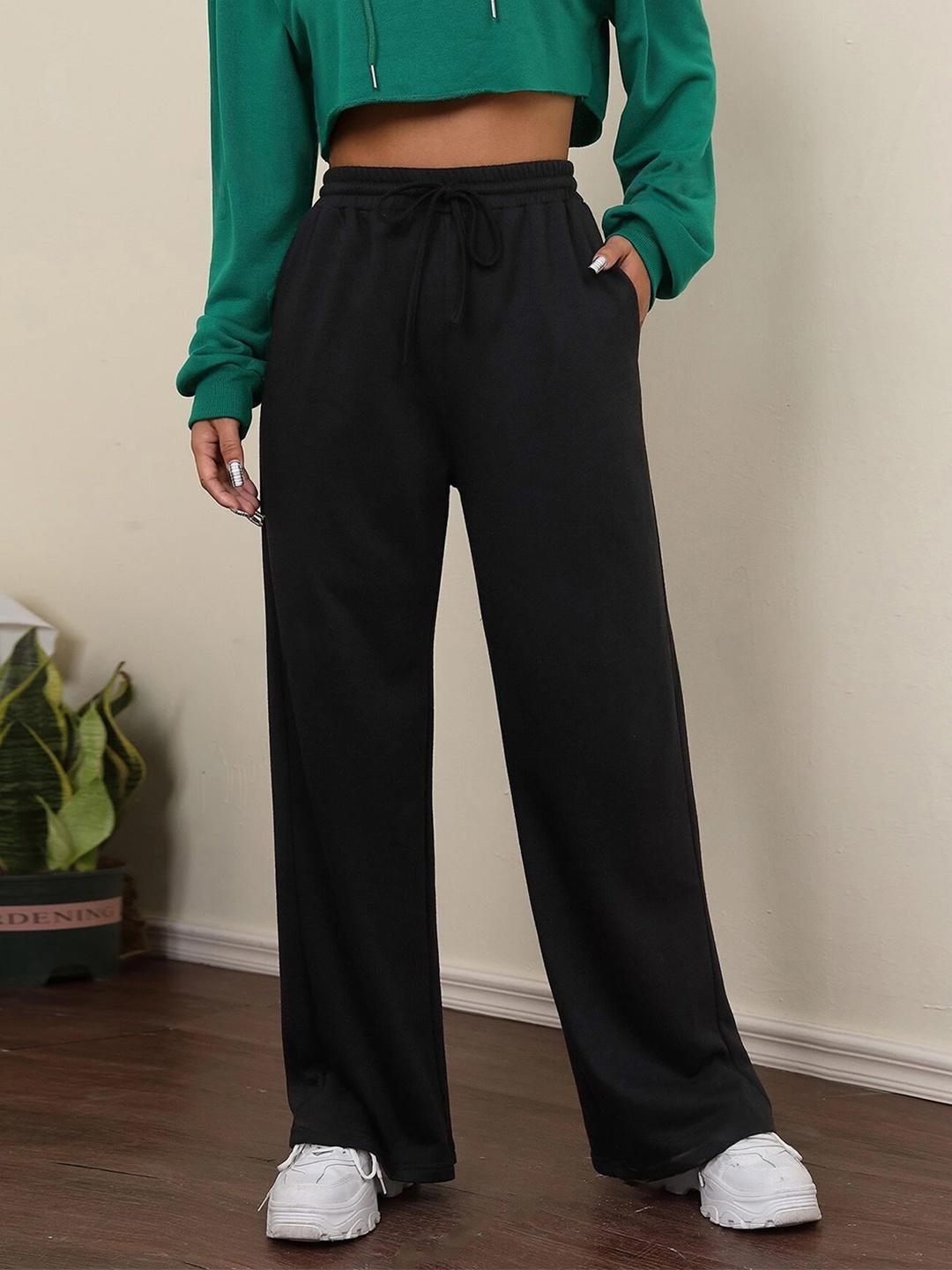 

CLOTHINK INDIA Women Relaxed Fit Organic Cotton Track pant, Black