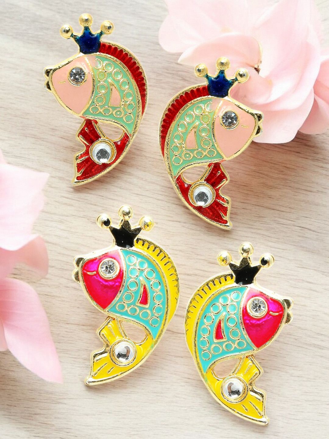 

DressBerry Set Of 2 Kundan Studded Quirky Shaped Studs, Pink