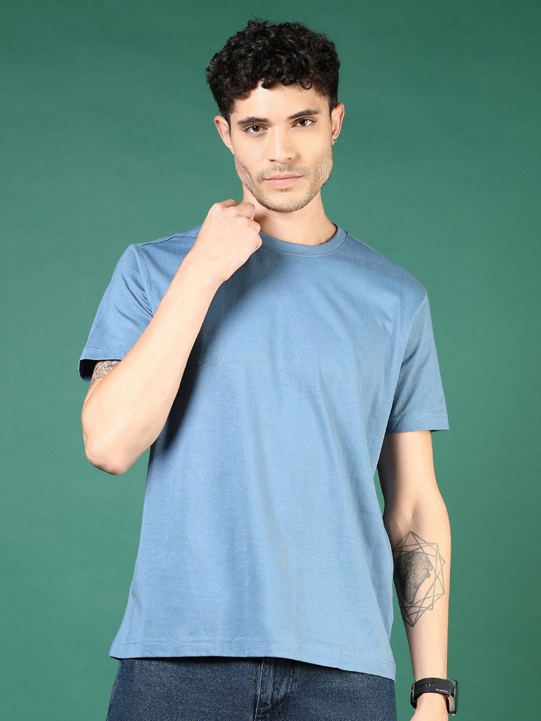 

V-Mart Men Solid Round Neck Cotton T-shirt, Blue