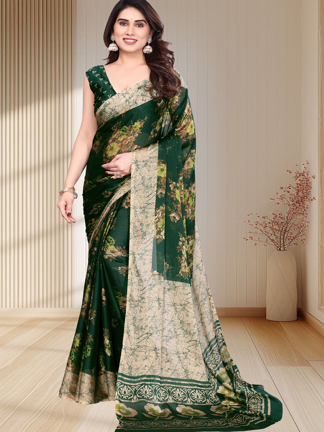 

SUPERLAXMI Floral Printed Pure Chiffon Saree, Green