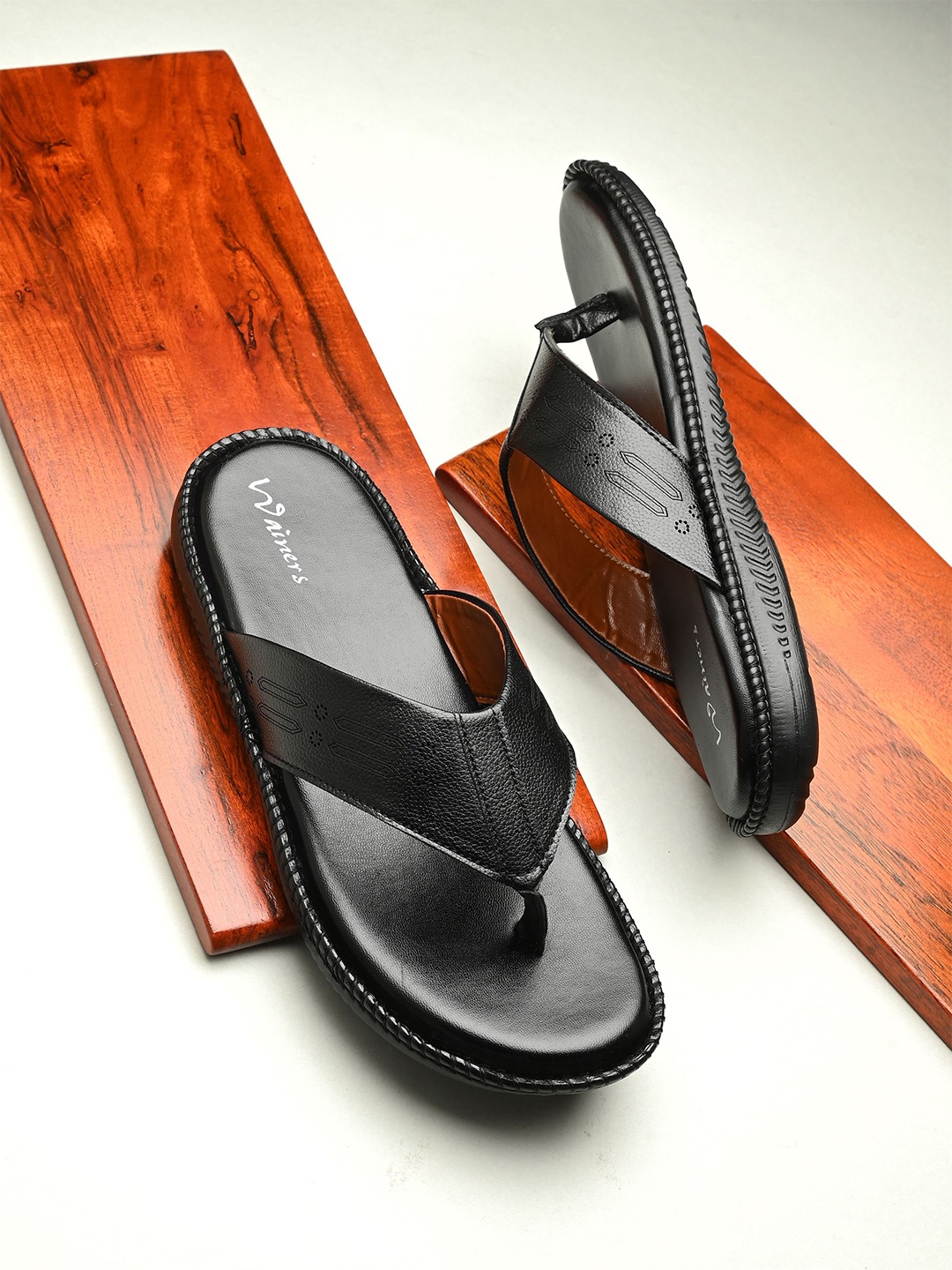 

WAINERS Men Leather Comfort Sandals, Black