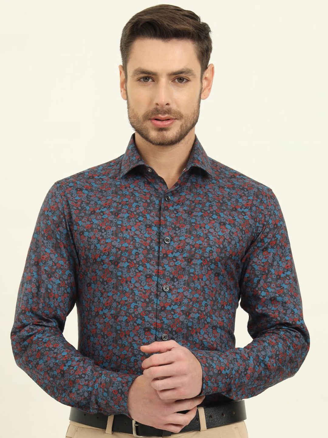 

WYRE Men Slim Fit Spread Collar Floral Printed Cotton Formal Shirt, Grey