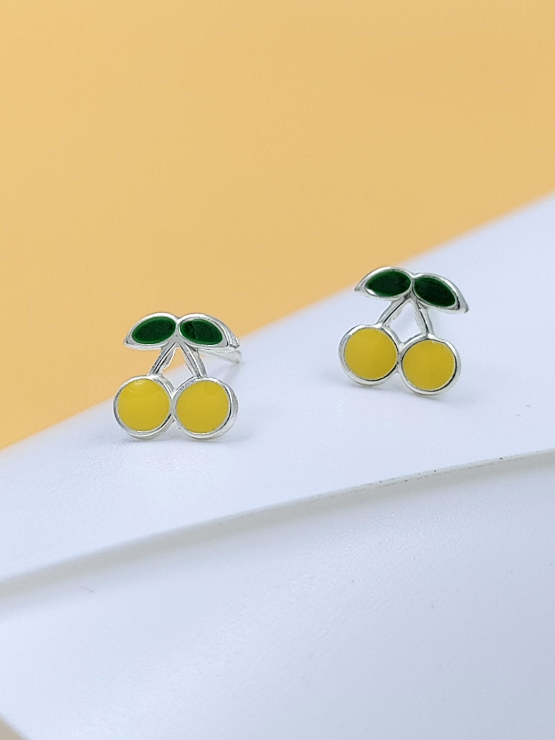 

AMONROO Contemporary Studs Earrings, Yellow