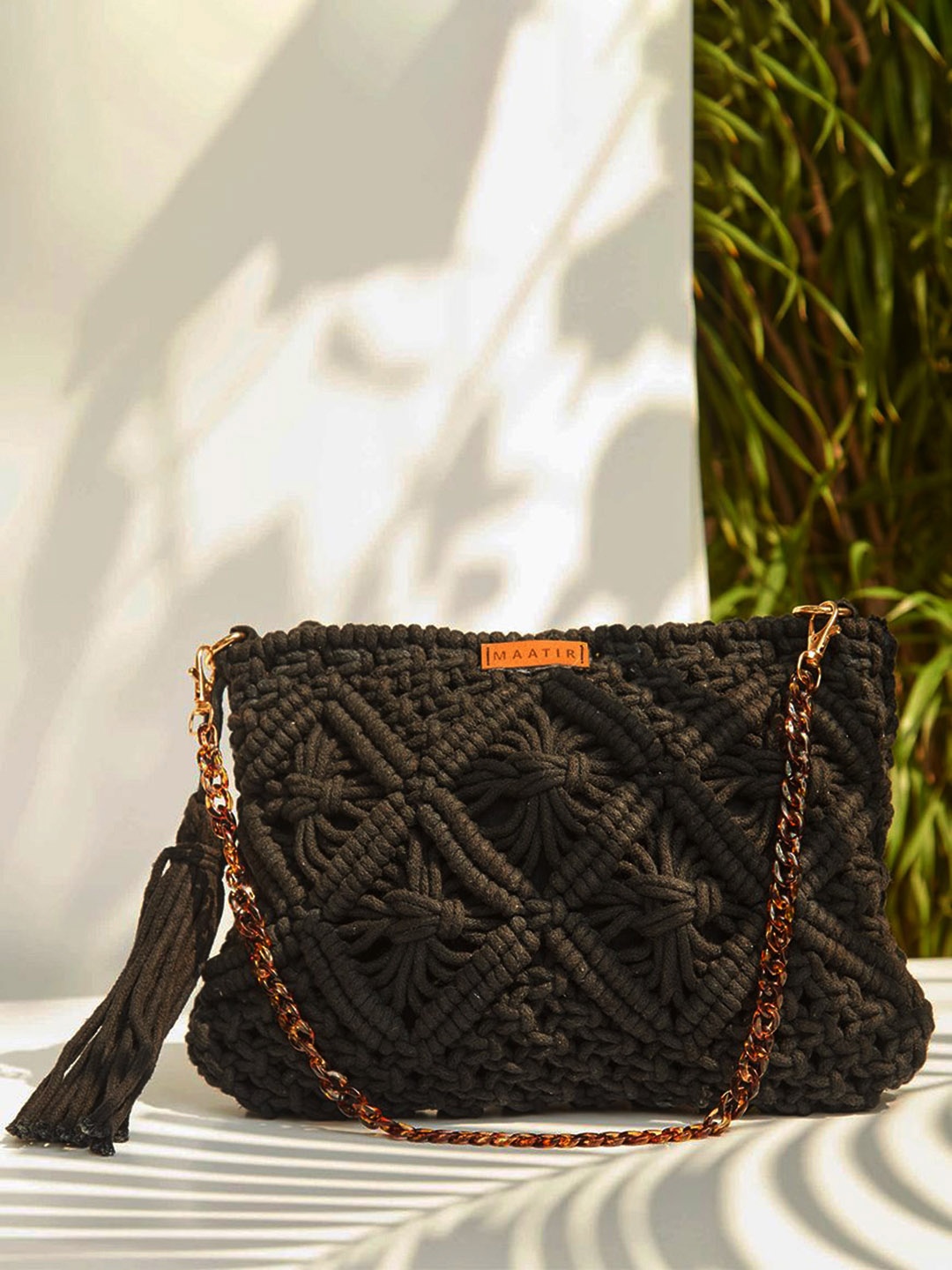 

MAATIR DESIGNS Self Design Hand Knotted Handheld Bag, Black