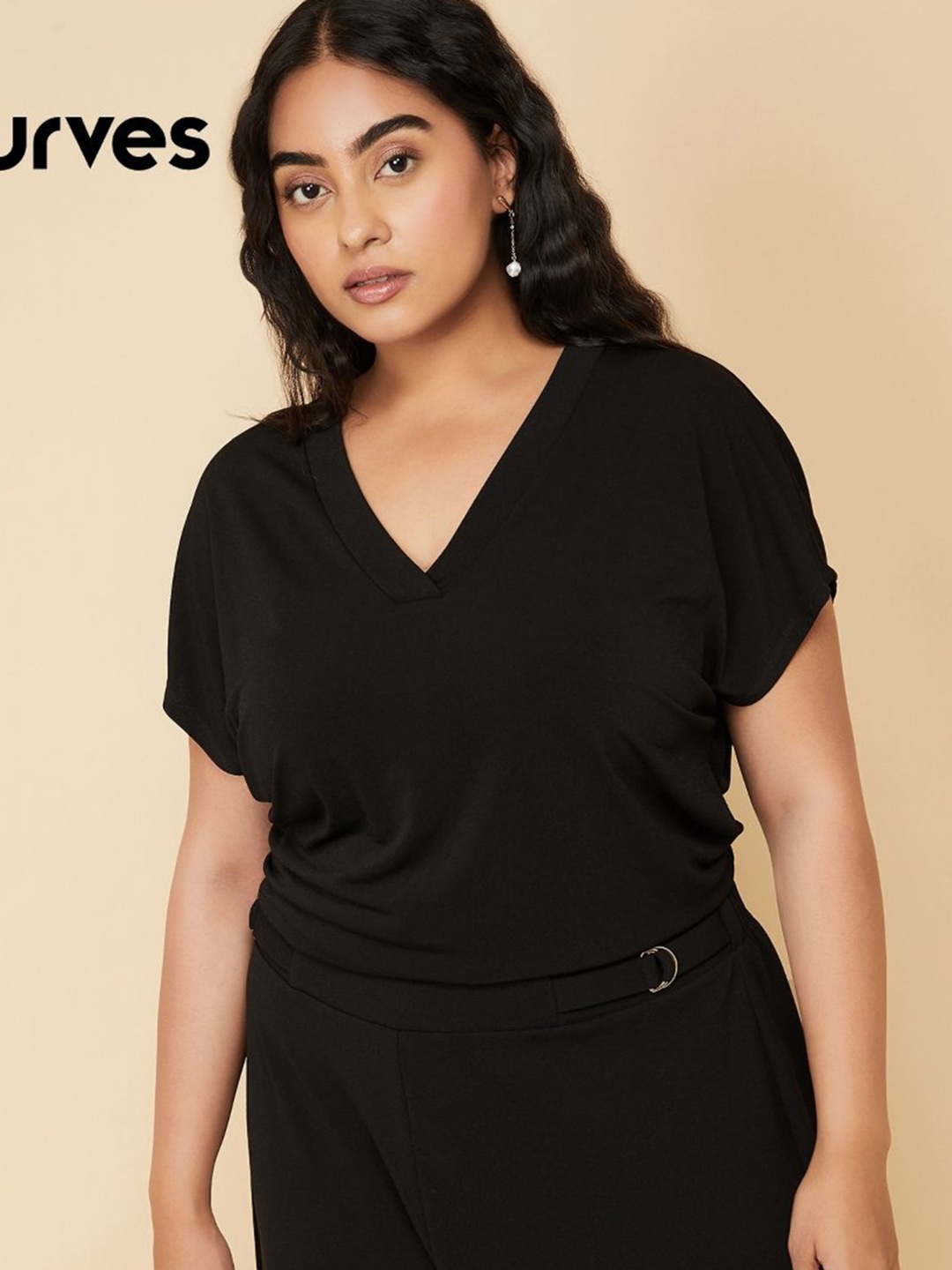 

max Women Plus Size Solid Round Neck T-shirt, Black