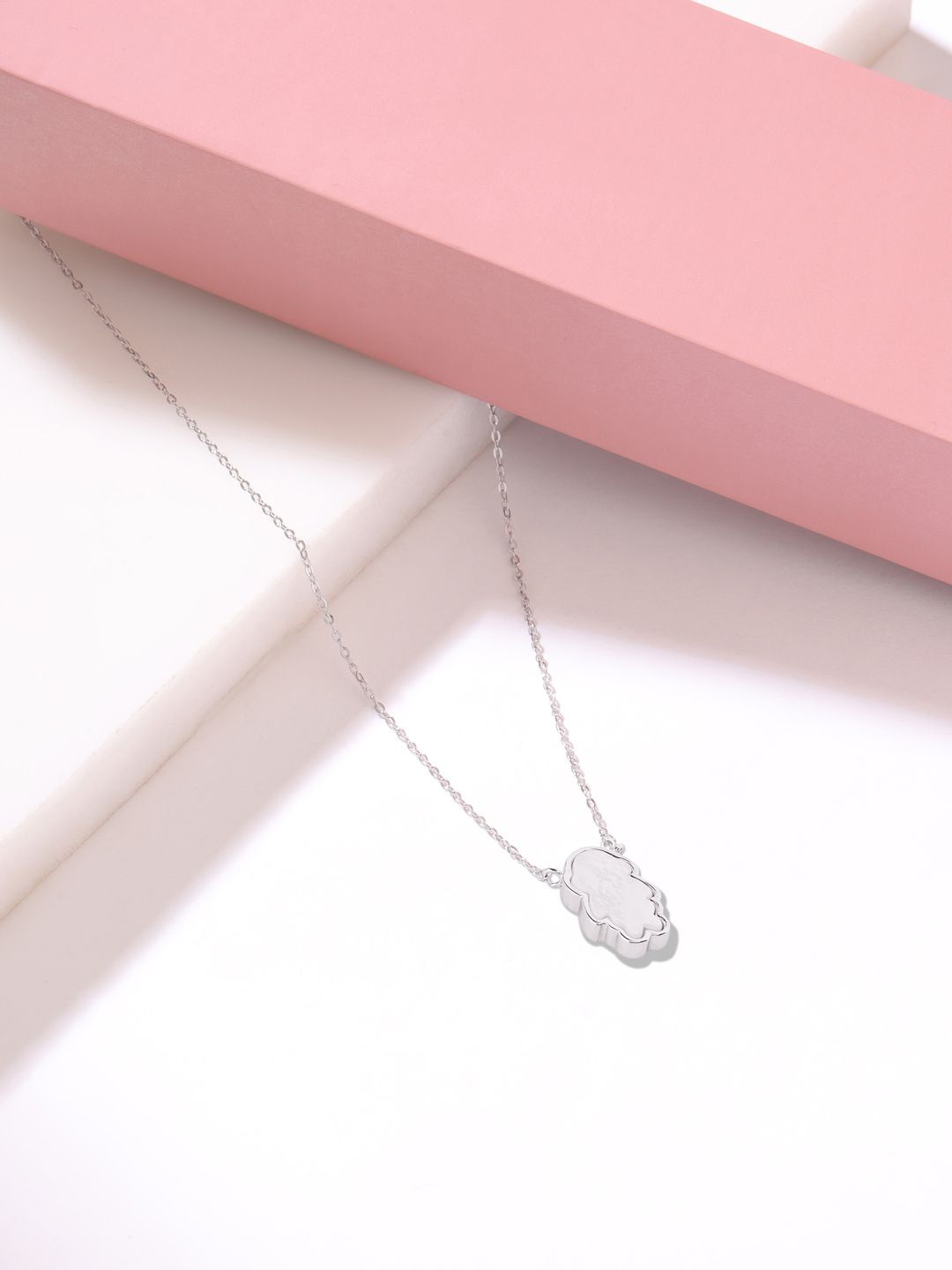 

Kicky And Perky 925 Sterling Silver Silver-Plated Pearls Studded Chain