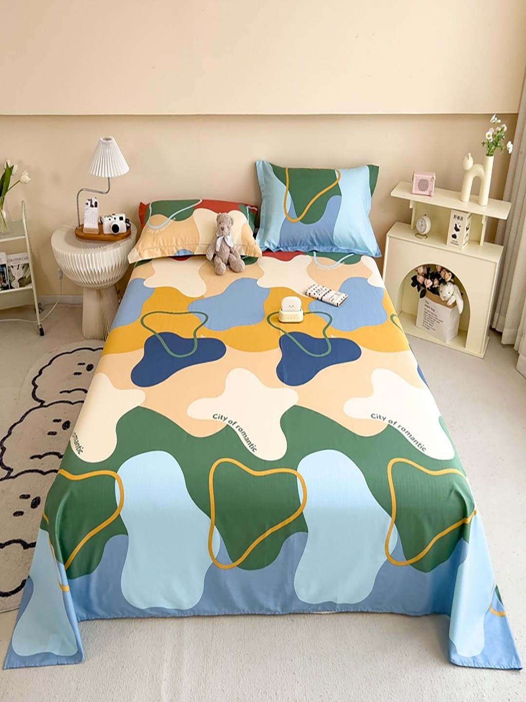 

JC HOME Peach & Yellow Printed 220 TC Pure Cotton King Bedsheet Set- 2.0 m x 2.3 m