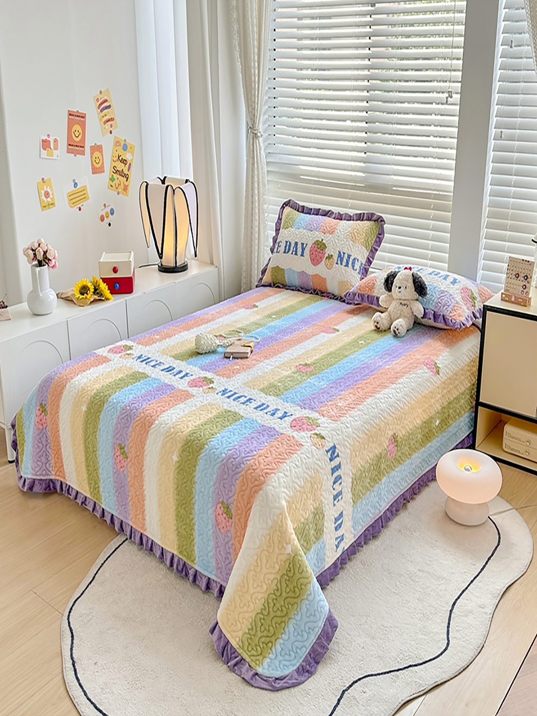 

JC HOME Blue & White Printed Cotton Double King Bed & Pillow Cover