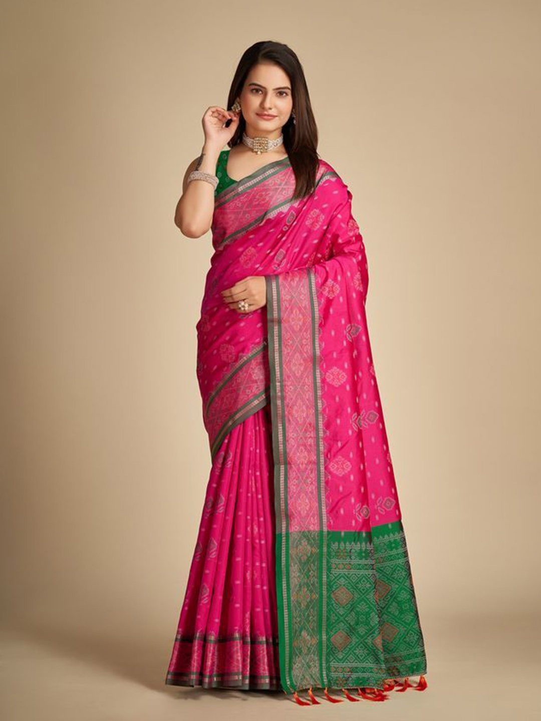 

Exclusiva Woven Design Zari Patola Saree With Unstitched Blouse Piece, Pink