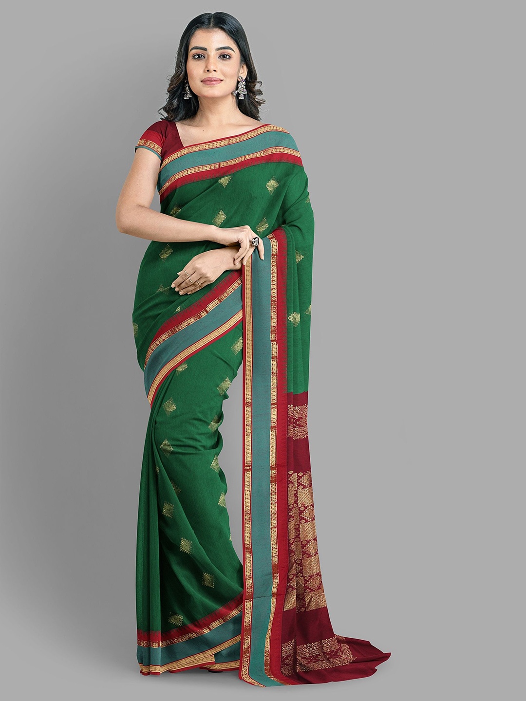 

The Chennai Silks Woven Design Zari Saree With Blouse Piece, Green