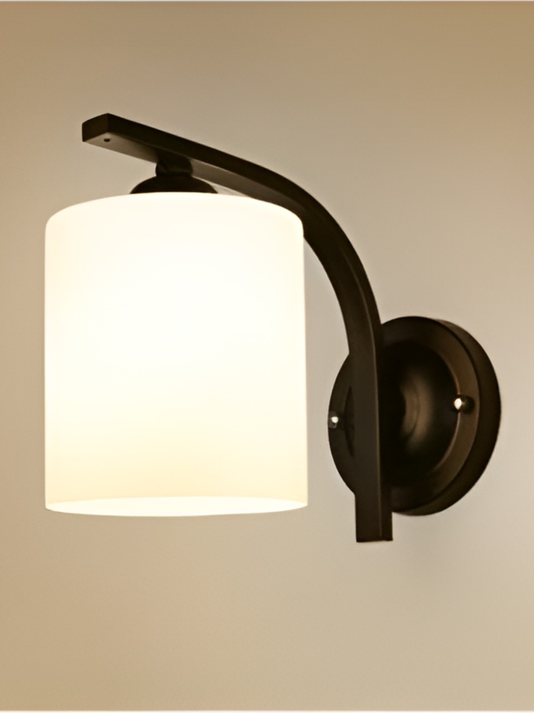 

KINIS Black & White Cylinder Shaped Metal Wall Lamp