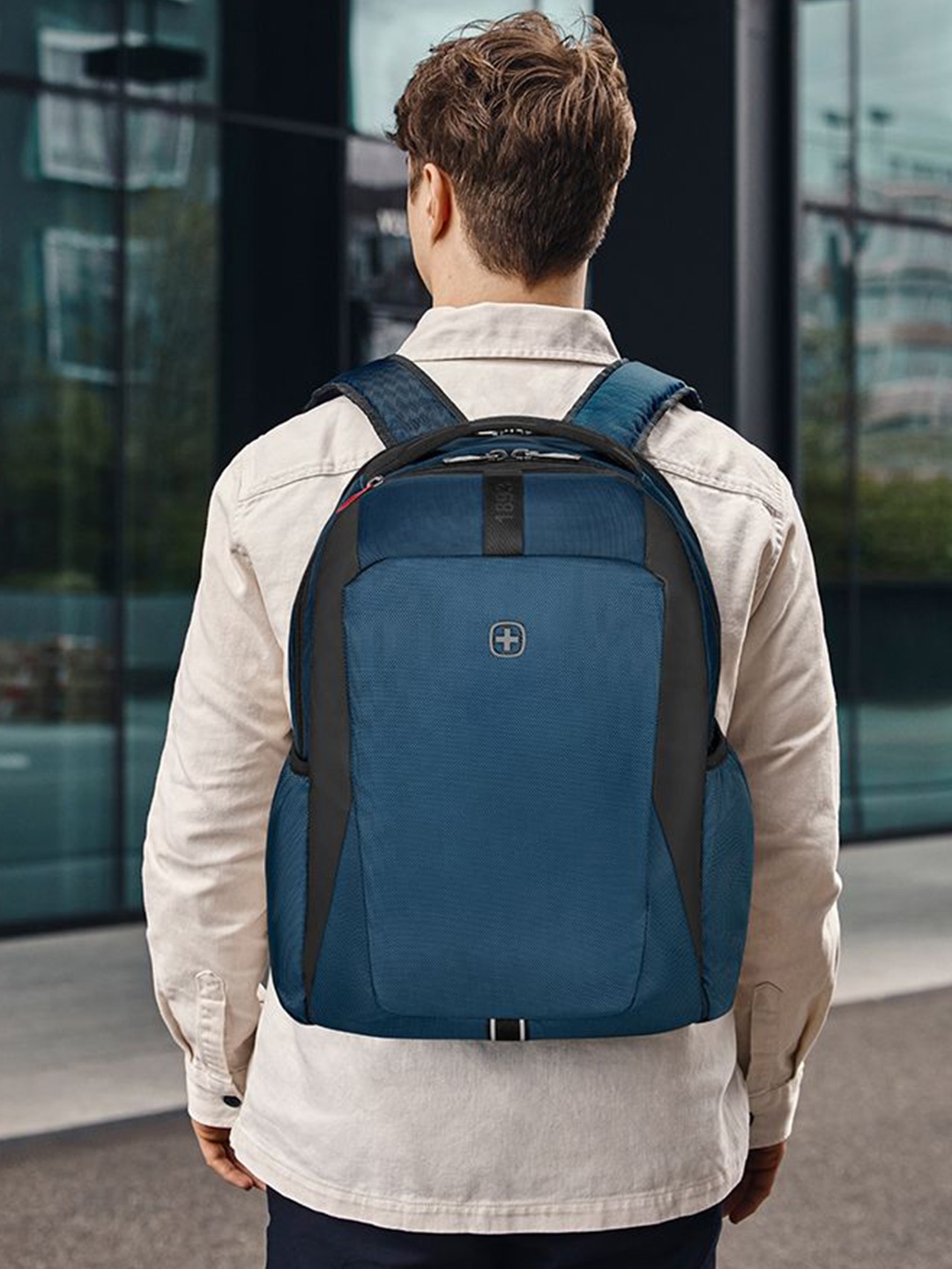 

Wenger Unisex Padded Medium Backpack, Blue