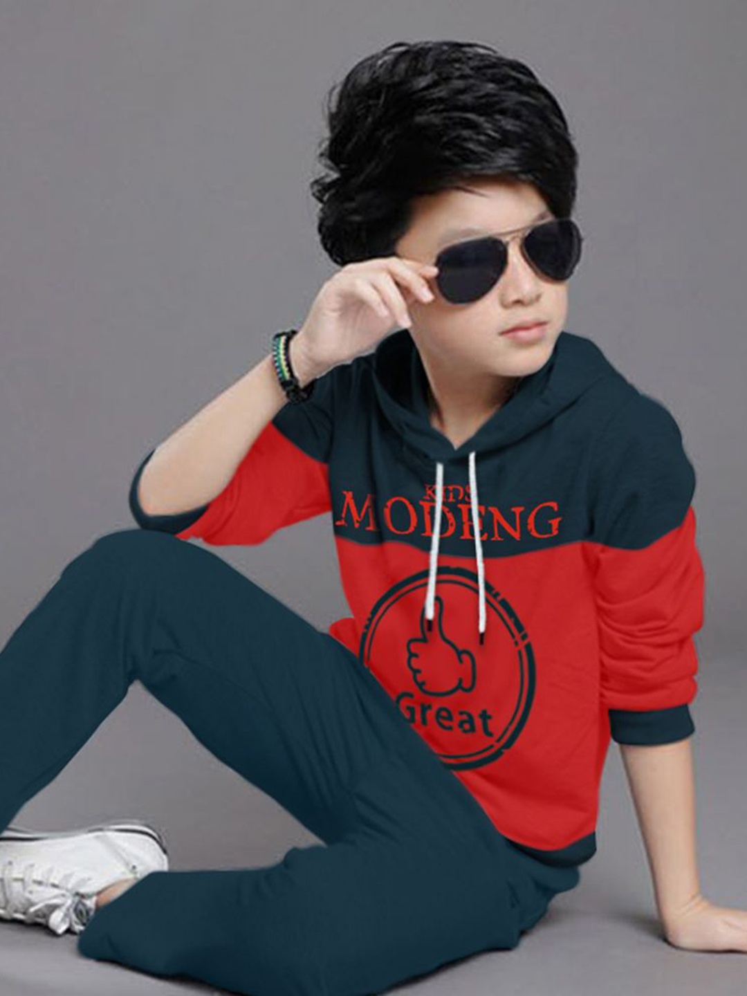 

MYEONN Boys Typography Printed Hooded Cotton T-shirt, Red