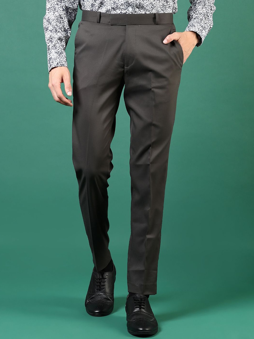 

V-Mart Men Regular Fit Mid Rise Flat-Front Formal Trousers, Black
