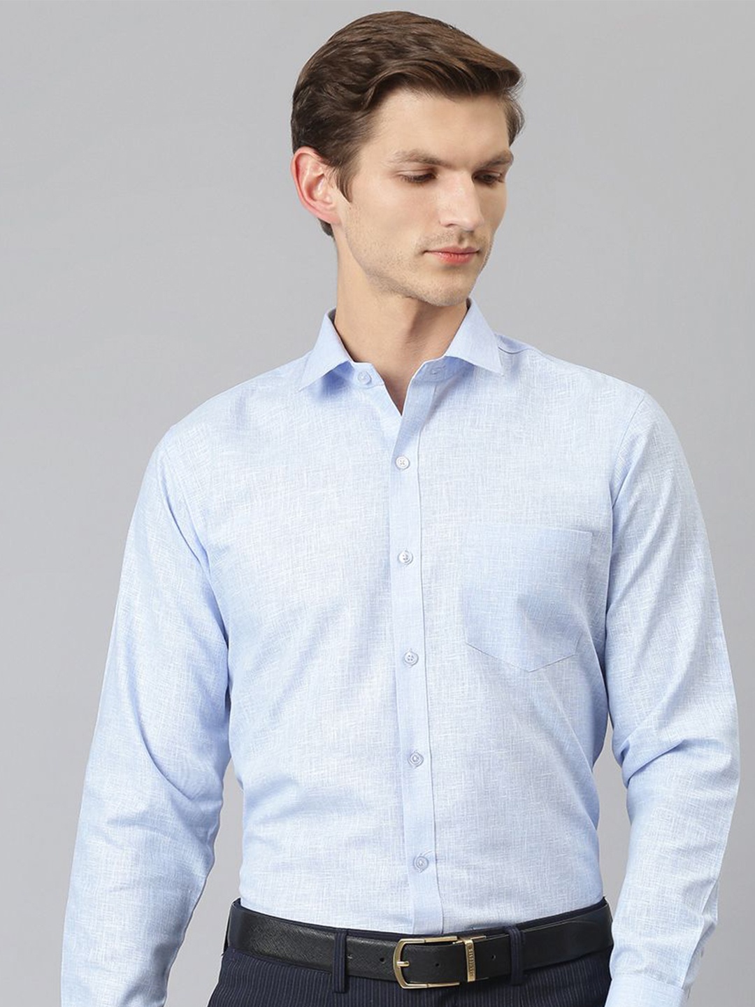

ACCOX Men Spread Collar Solid Linen Formal Shirt, Blue