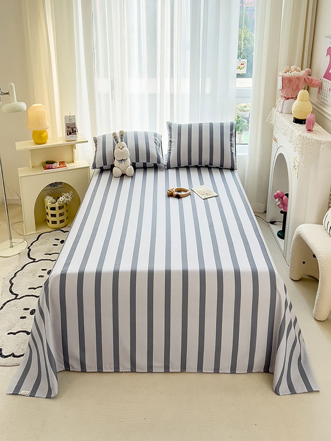 

JC HOME Grey & White Striped 140 TC Single Bedsheet Set - 1.60 m x 2.30 m