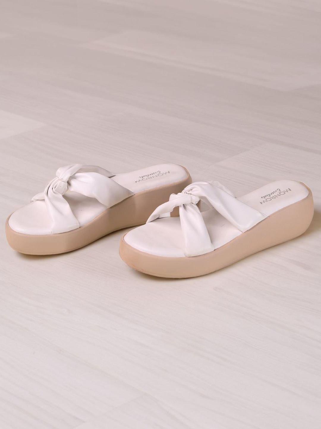 

Monrow Galima White Flatform Heels