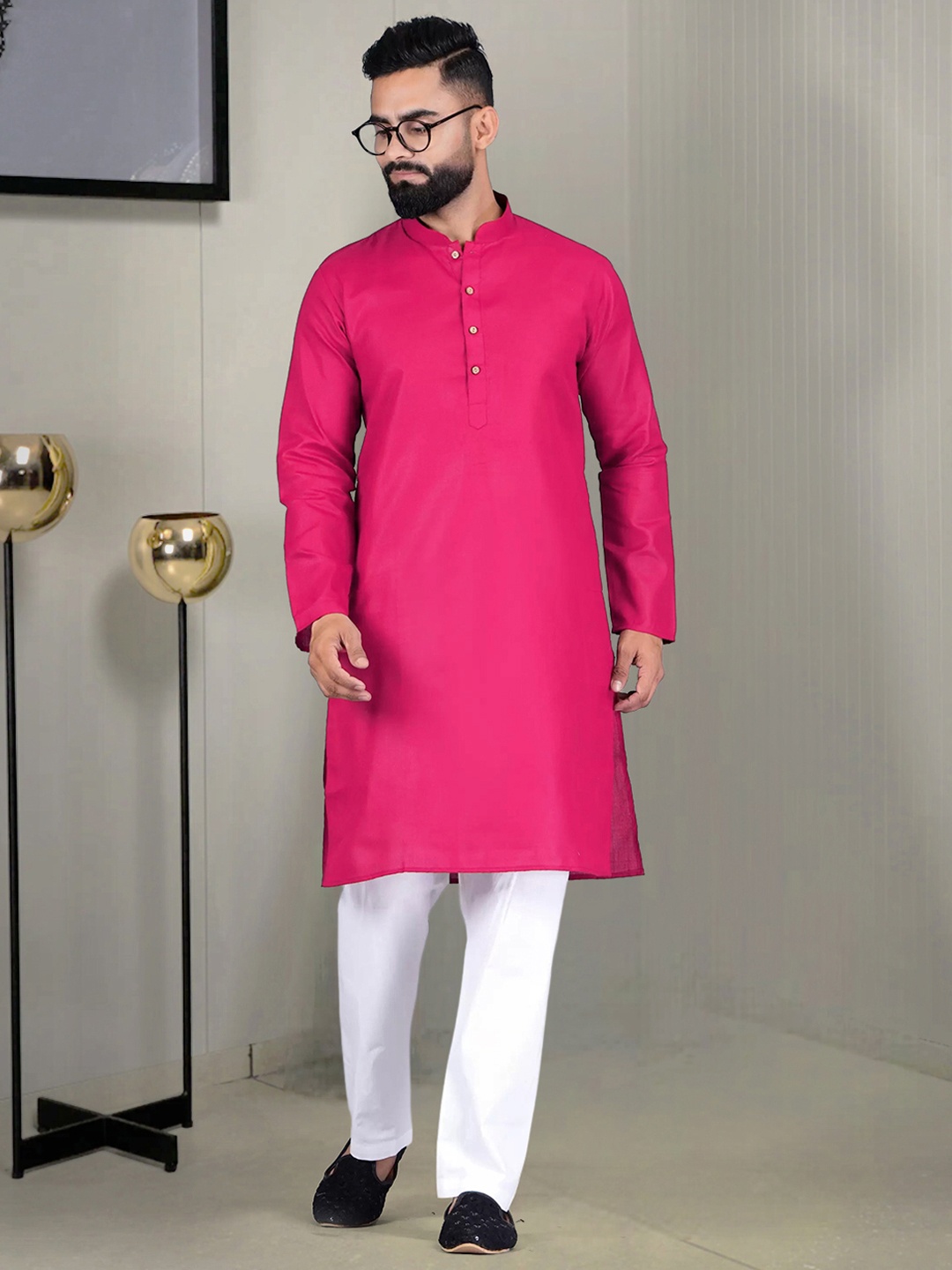 

Moda Rapido Men Kurta, Pink