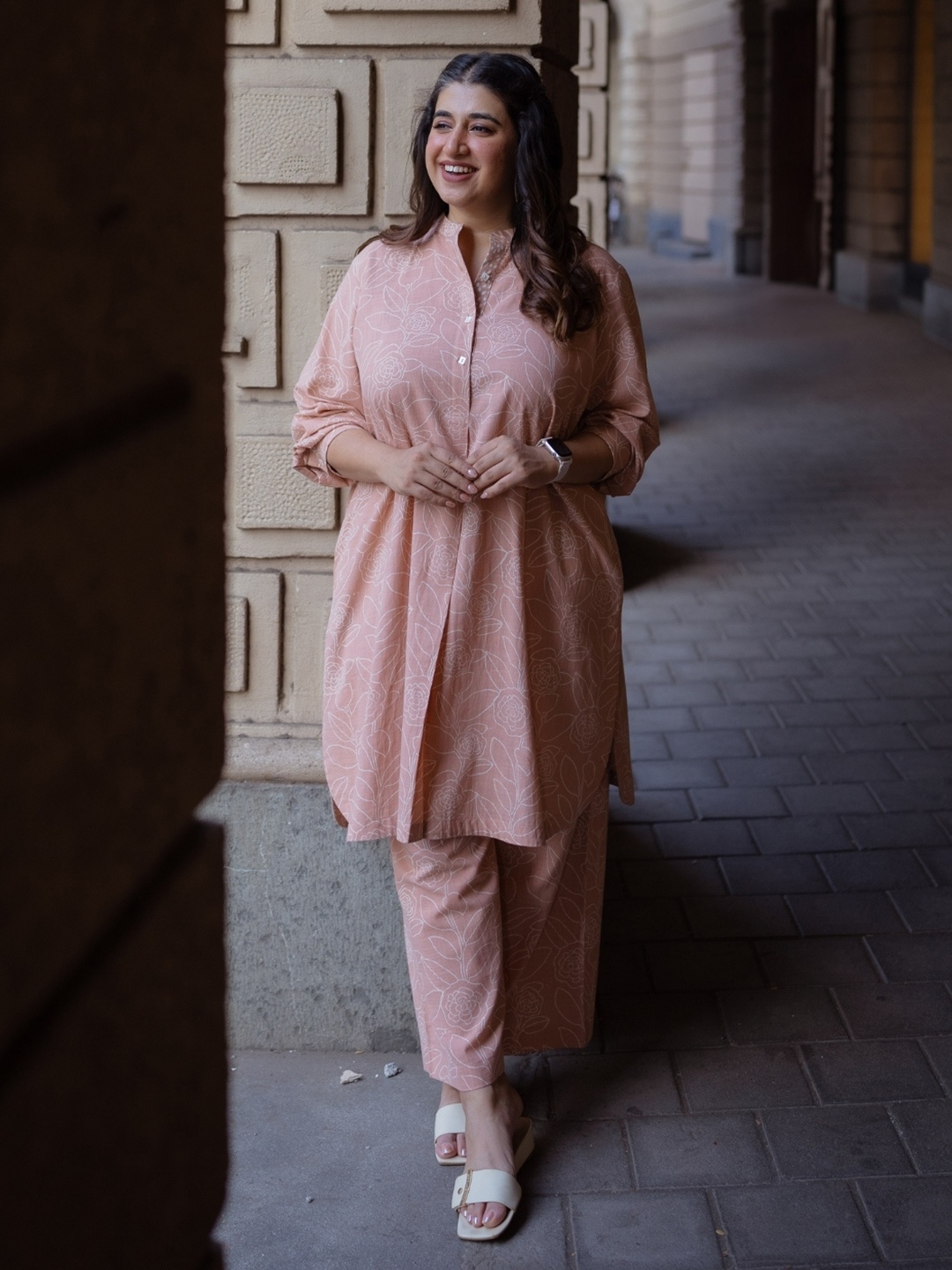 

THE INDIAN ETHNIC CO Peach A-Line Slub Cotton Kurta
