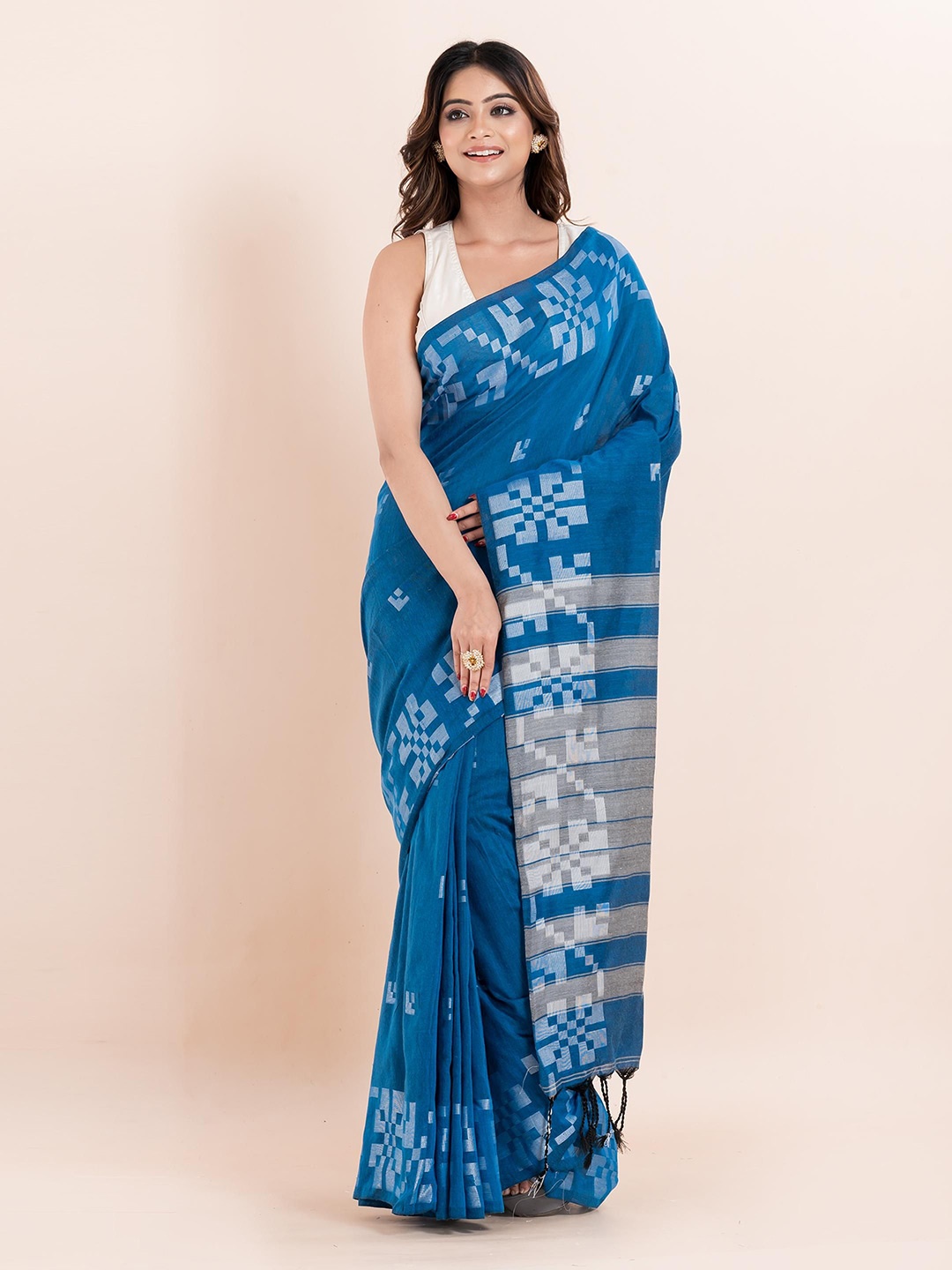 

PUKU Ethnic Motifs Woven Design Pure Cotton Saree, Blue
