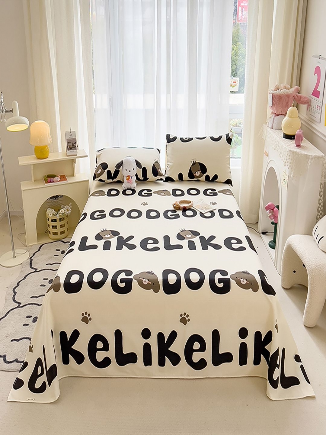 

JC HOME Cream & Black Typography Printed 140 TC King Bedsheet Set-2.50 m x 2.45 m