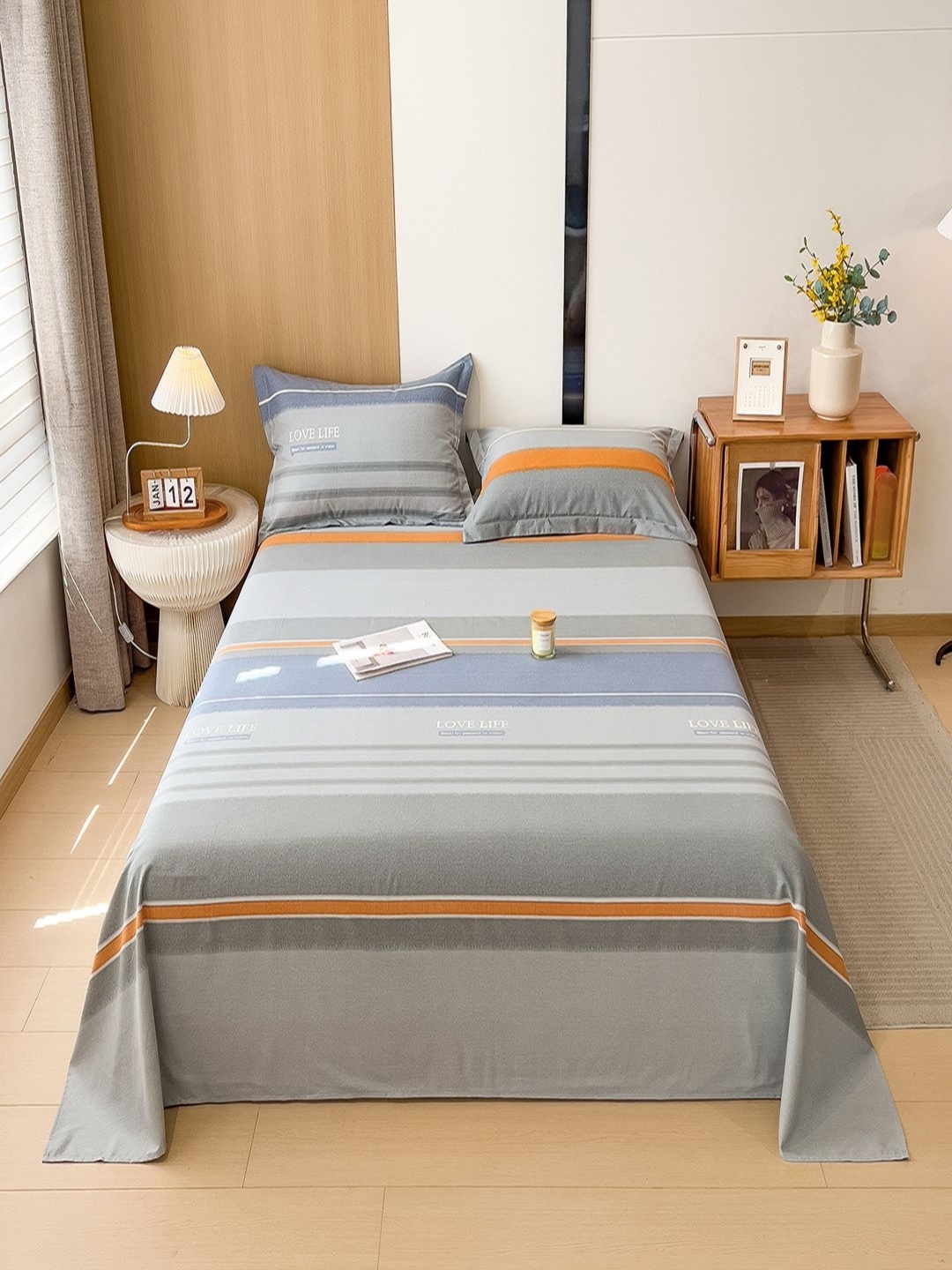 

JC HOME Grey & Blue Striped Cotton 140 TC King Bedsheet Set 2.43m x 2.64m