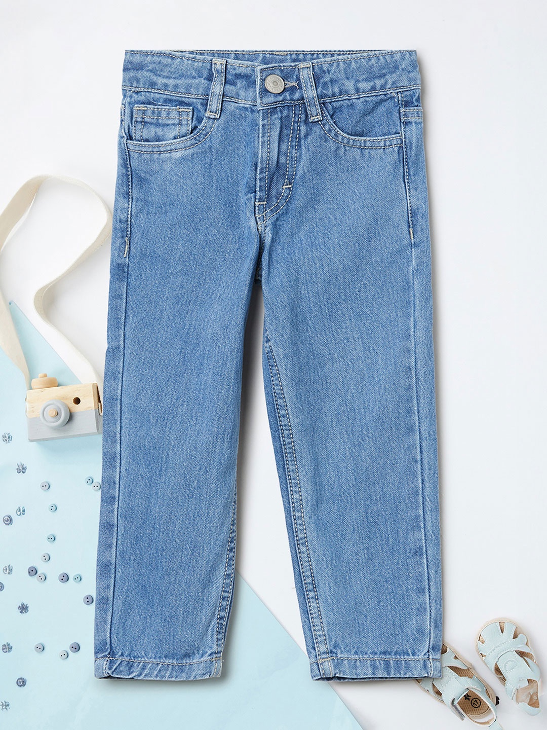 

max Girls Cotton Regular Fit Mid-Rise Low Distress Jeans, Blue