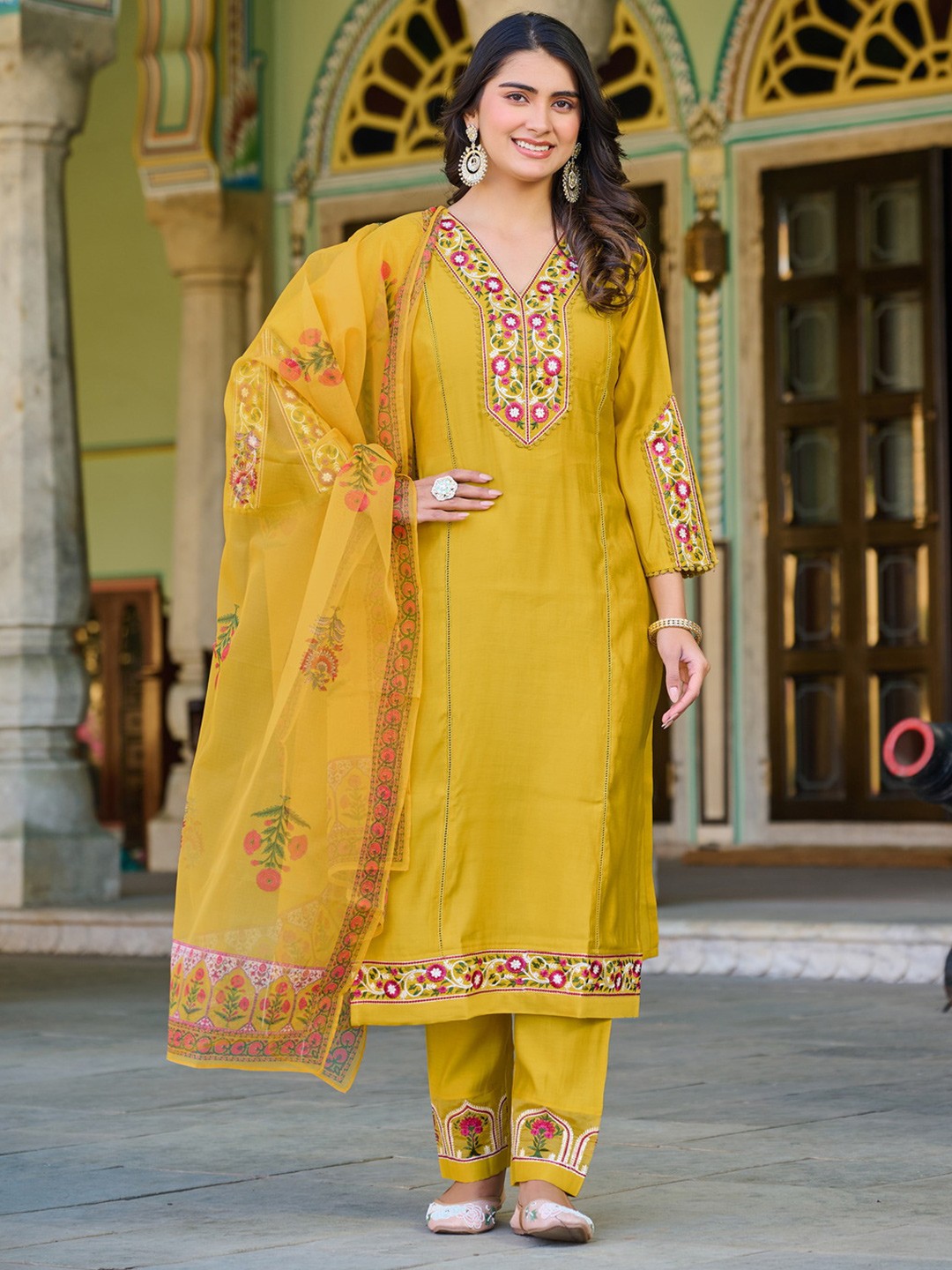 

DIVASTRI Floral Yoke Design V-Neck Thread Work Straight Kurta With Trousers & Dupatta, Mustard