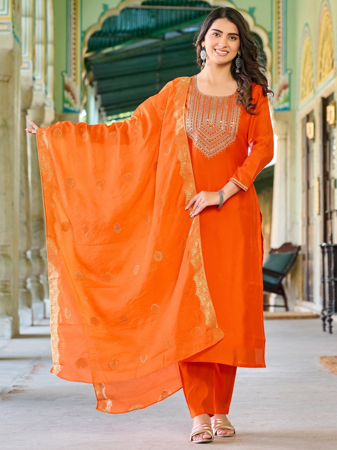 

ASCIIBLUES Yoke Design Sequinned Straight Kurta With Trousers & Dupatta, Orange