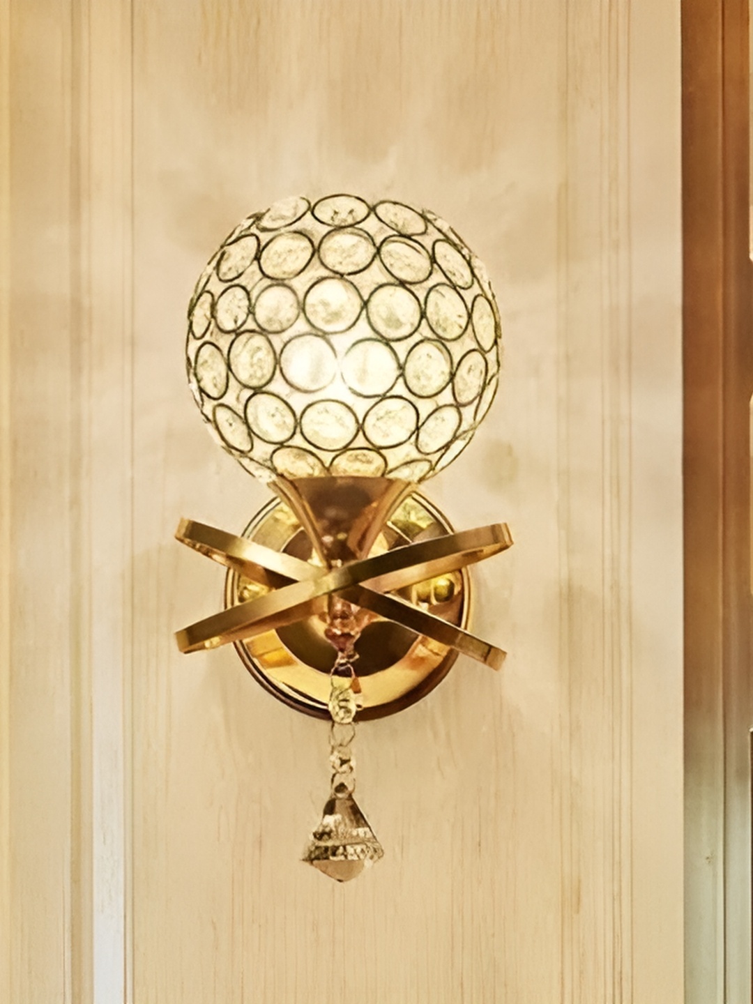 

KINIS Gold-Toned Quirky Spherical Shaped Textured Wall Lamp