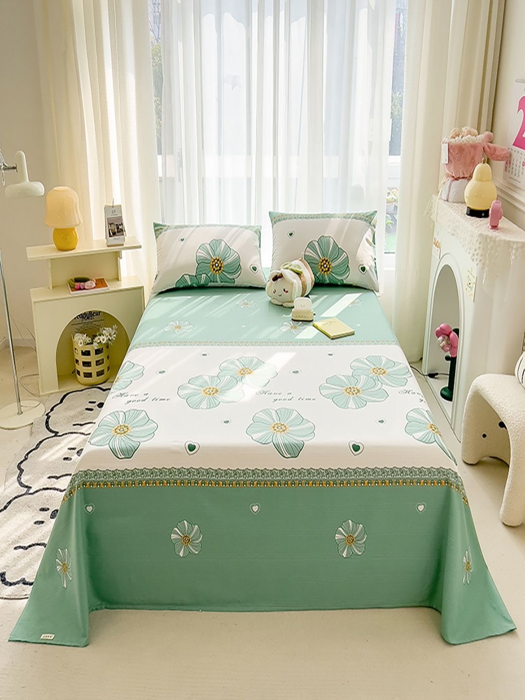 

JC HOME White & Green Floral Printed 140 TC King Bedsheet Set-2.50 m x 2.45 m