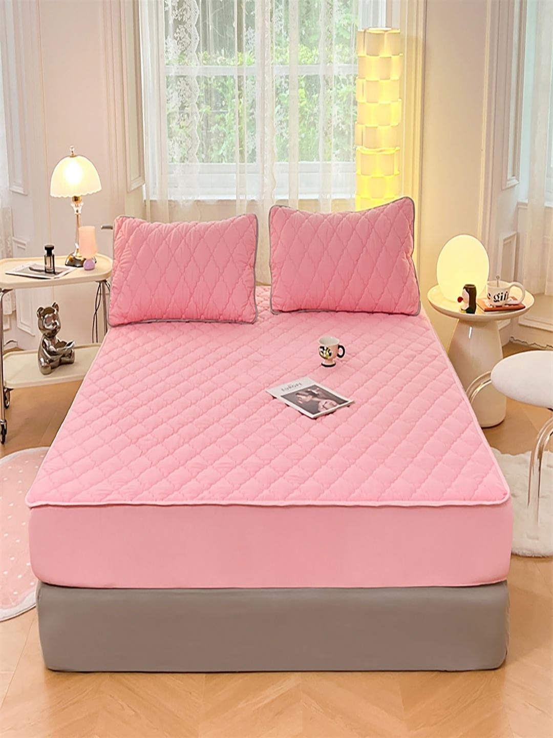 

JC HOME Pink & Grey Printed 150 TC Fitted King Bedsheet Set 2.30 m x 1.80 m