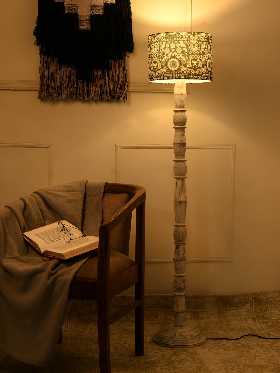 

green girgit White & Brown Printed Wooden Cylinder Shaped Floor Lamp