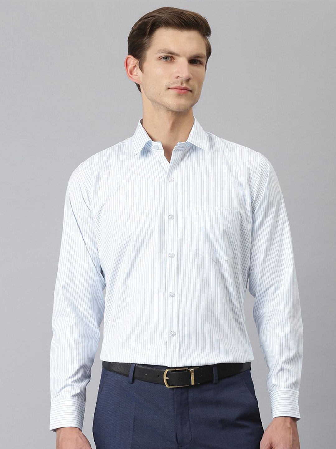 

ACCOX Men Comfort Regular Fit Spread Collar Vertical Striped Cotton Formal Shirt, White
