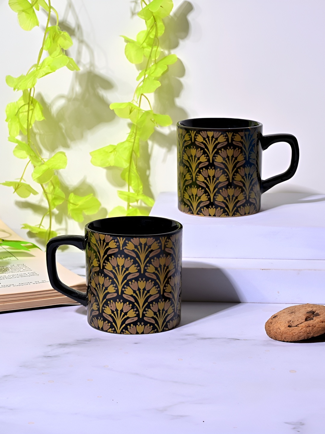 

Storepedia Yellow & Black 2 Pieces Textured Ceramic Matte Cups 150ml Each