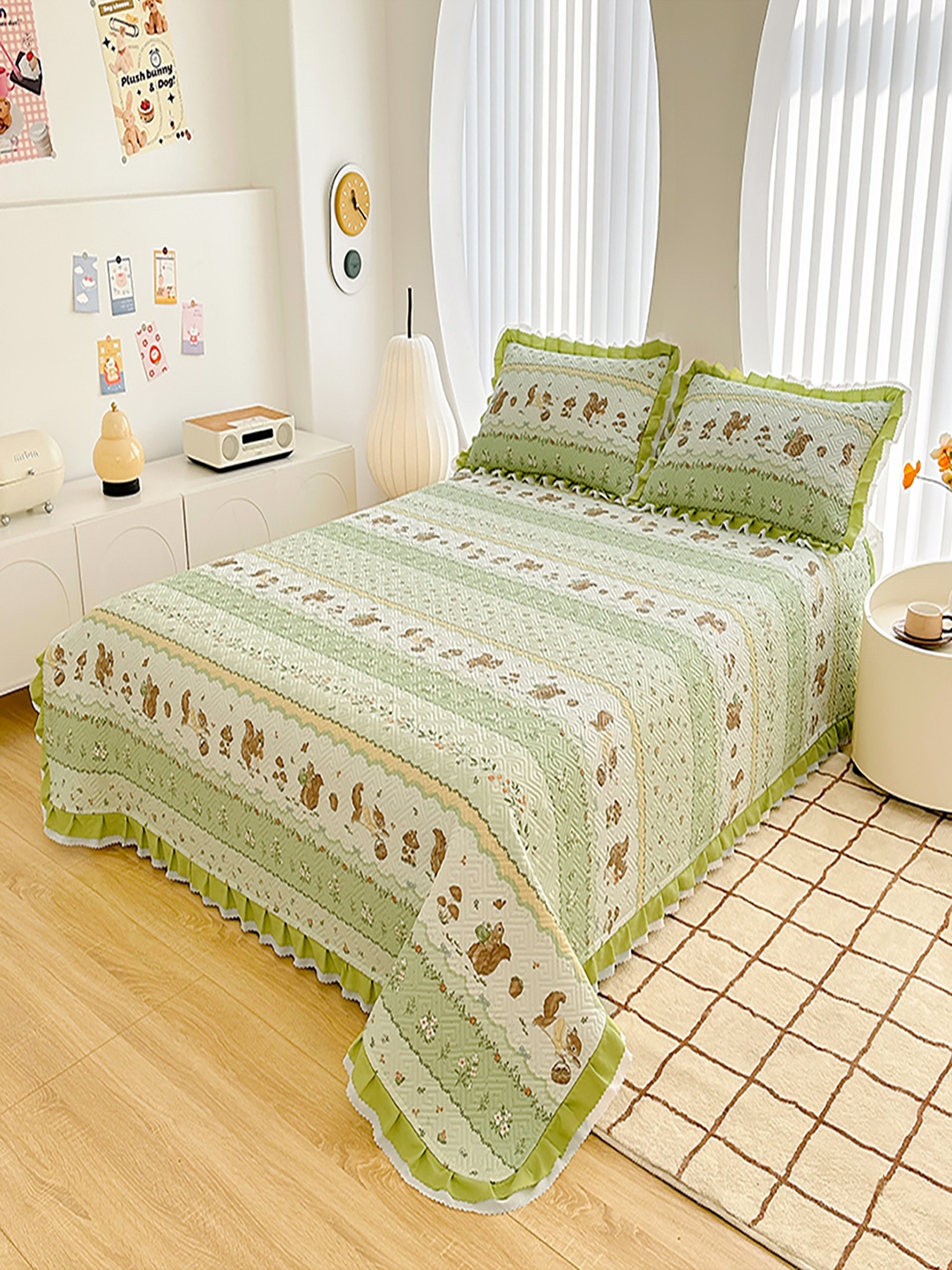 

JC HOME Blue & White Printed Cotton Double Super King Bed & Pillow Cover, Green
