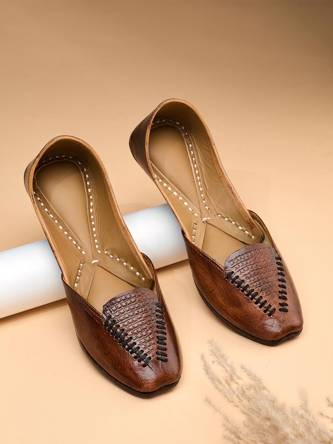 

Fabindia Women Leather Mojaris, Brown