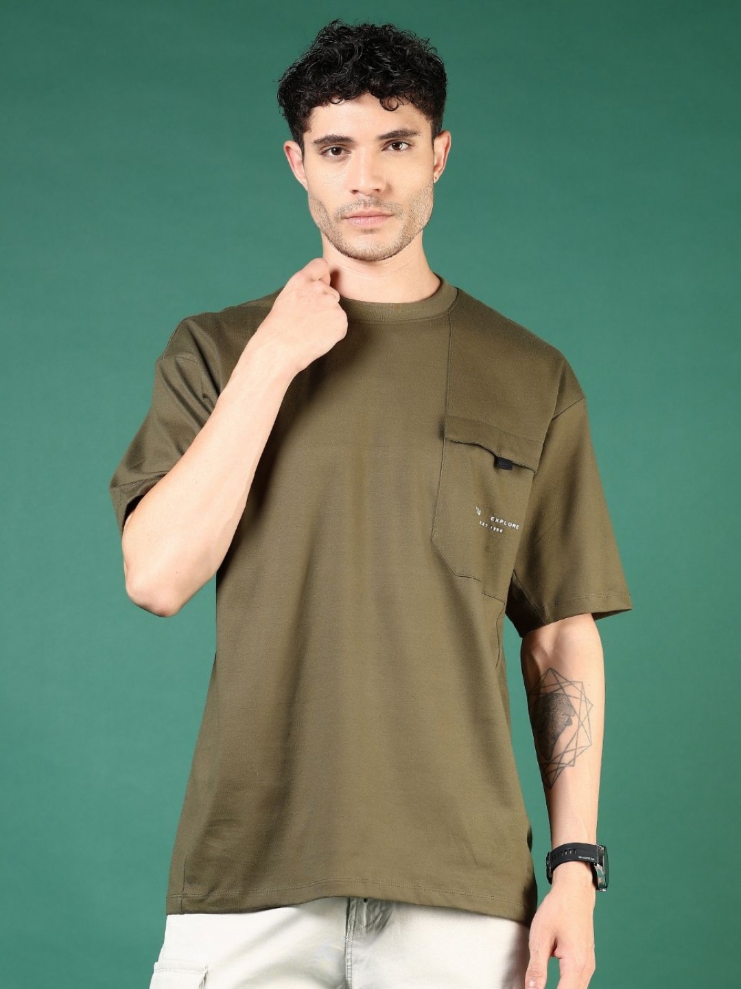 

V-Mart Men Solid Round Neck Cotton Relaxed Fit T-shirt, Olive