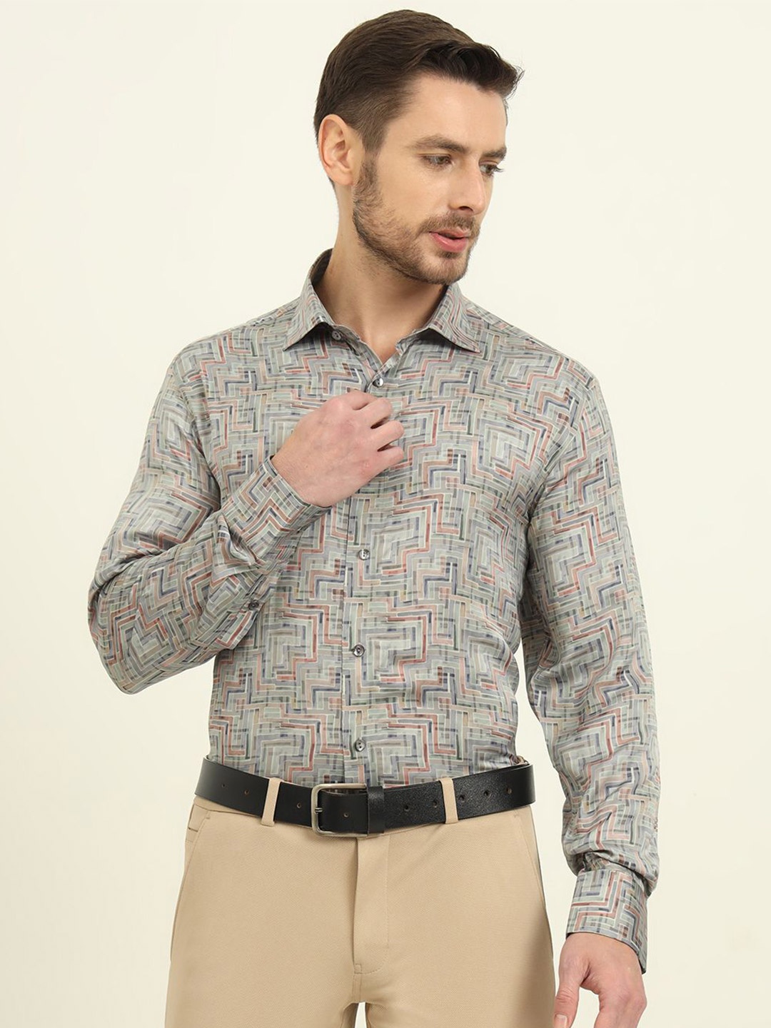 

JADE BLUE Men Slim Fit Spread Collar Abstract Printed Formal Shirt, Green