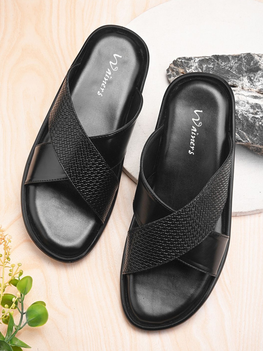 

WAINERS Men Leather Comfort Sandals, Black