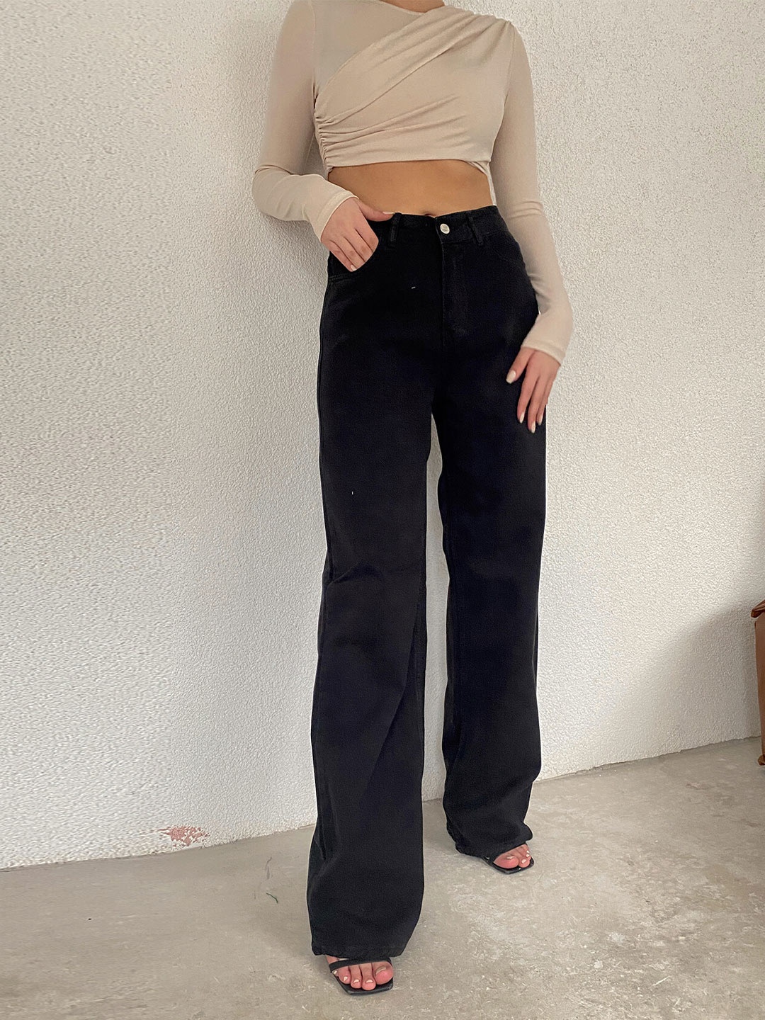 

StyleCast Women Wide Leg High-Rise Jeans, Black